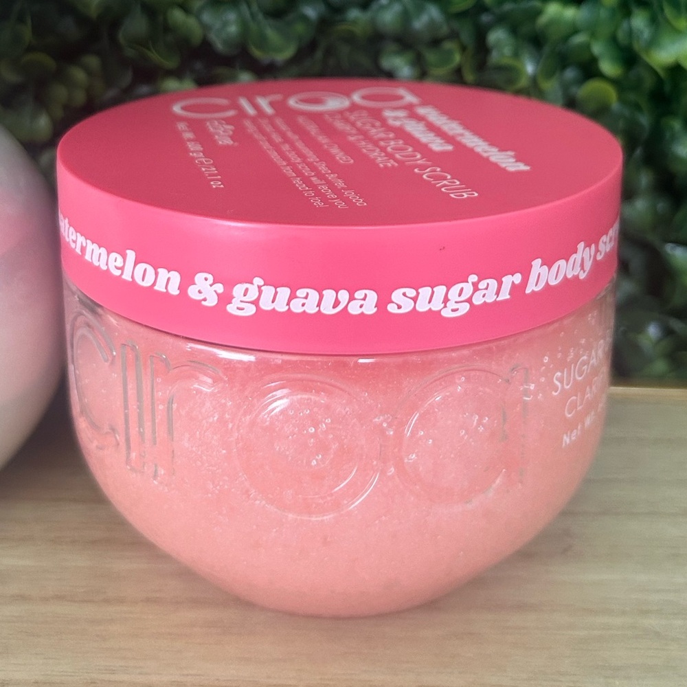 Sugar Body Scrub Watermelon and Guava - Picture 1 of 4